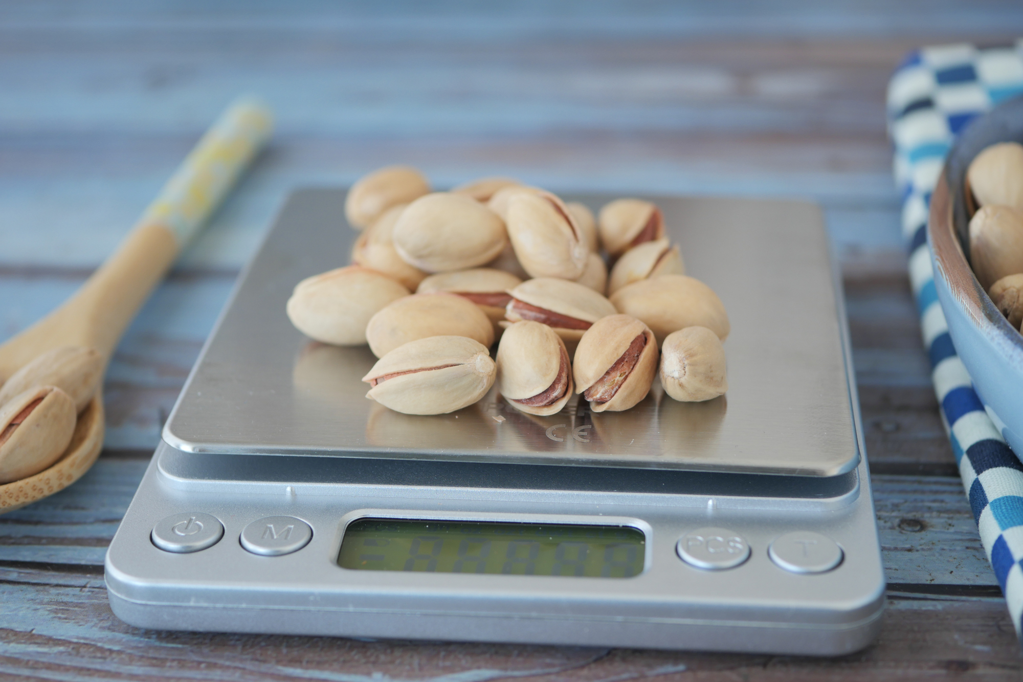 ナッツは毎日どれくらいの量を食べると良い?